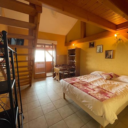 Auberge La Ferme De Ferrieres อานซี ภายนอก รูปภาพ