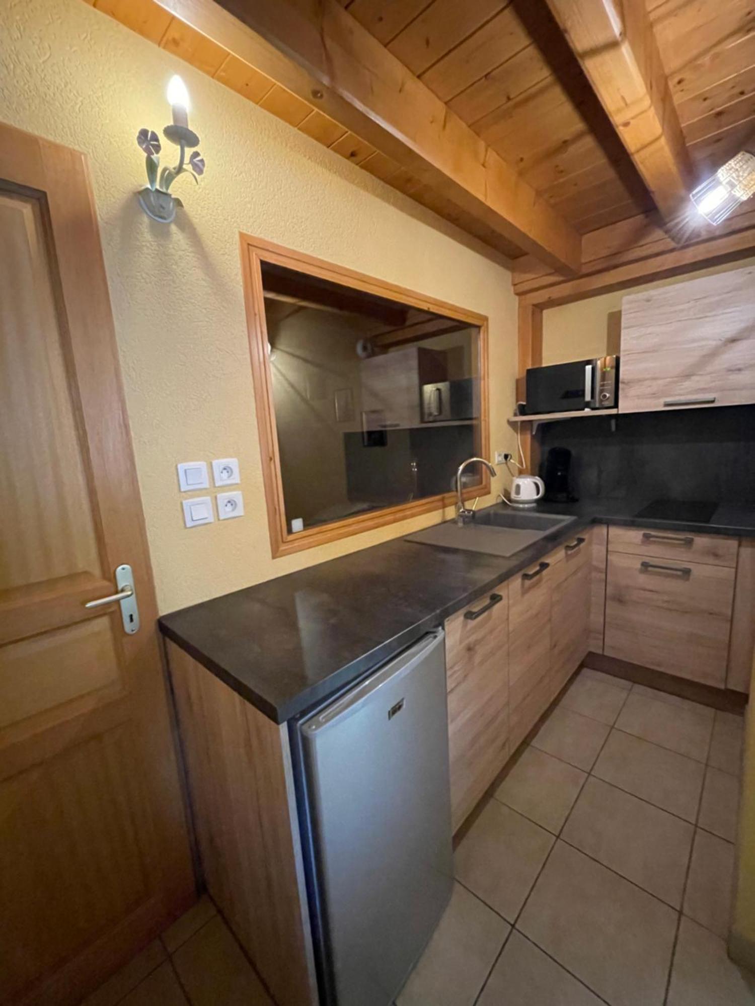 Auberge La Ferme De Ferrieres อานซี ภายนอก รูปภาพ