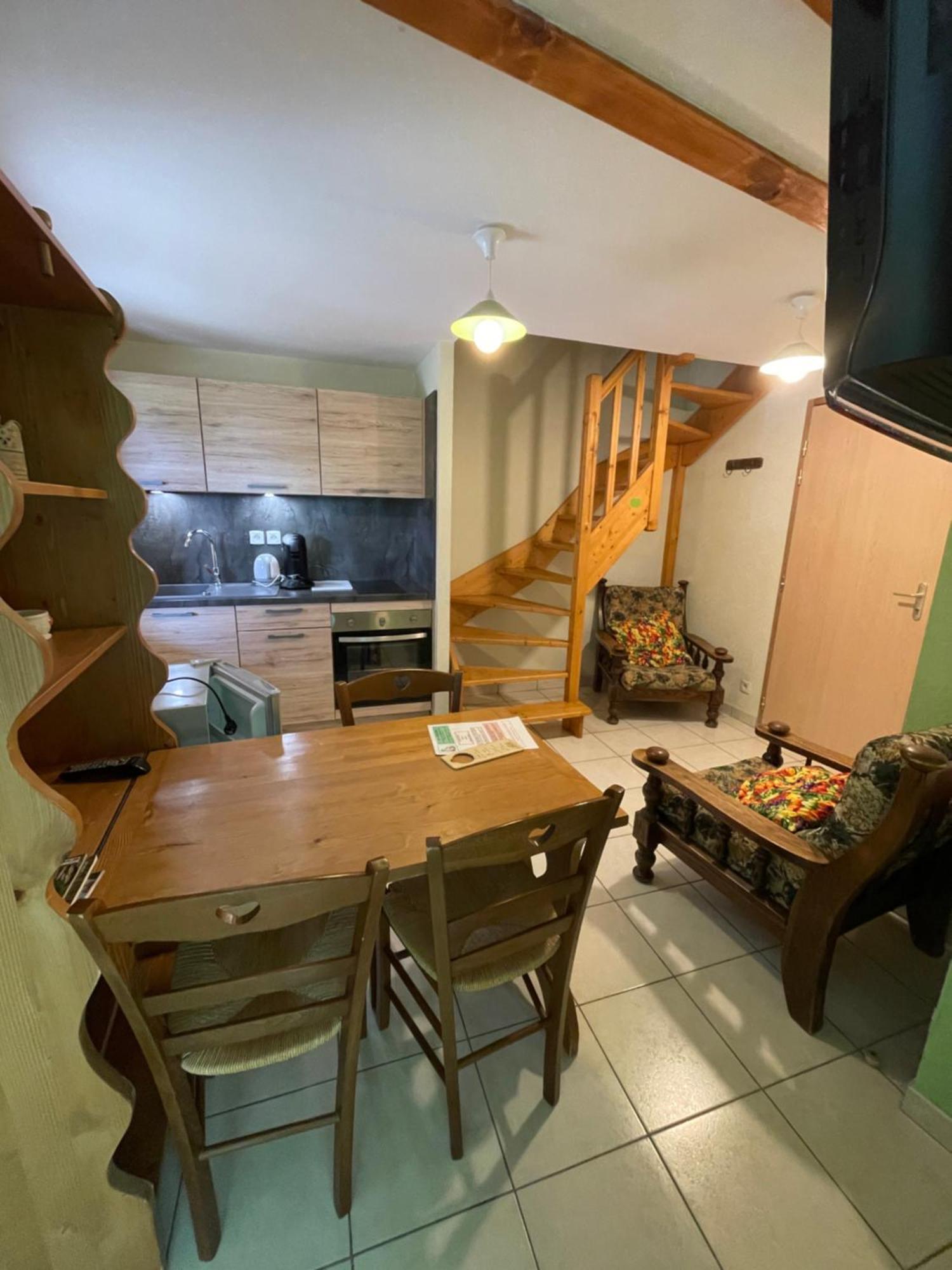 Auberge La Ferme De Ferrieres อานซี ภายนอก รูปภาพ