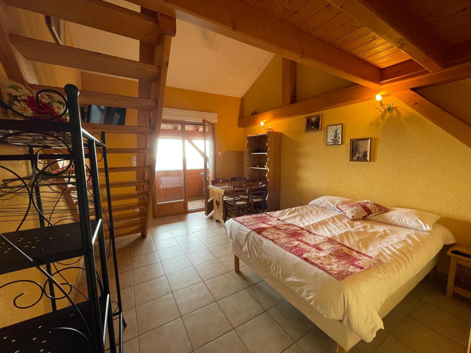 Auberge La Ferme De Ferrieres อานซี ภายนอก รูปภาพ